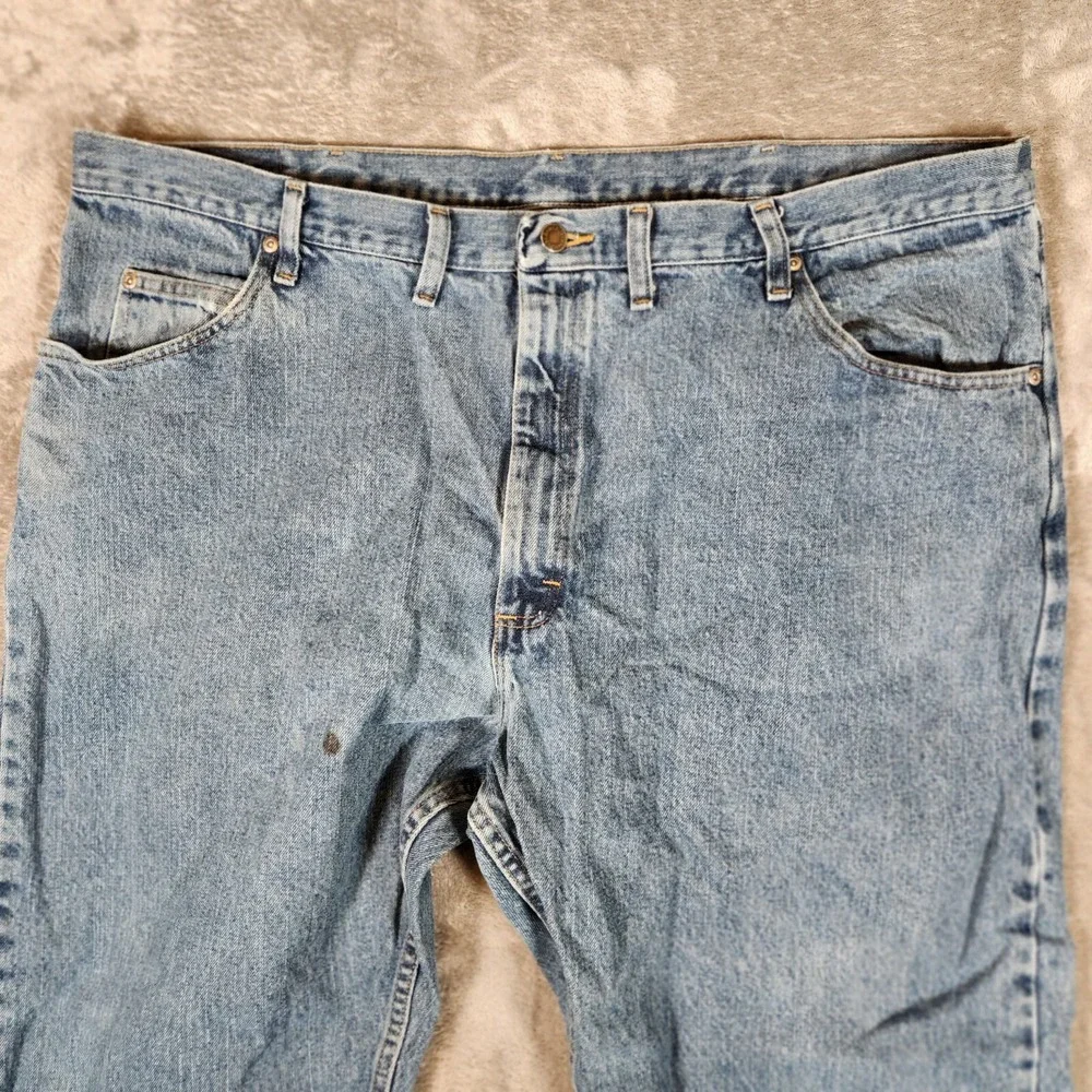 Wrangler Jeans Men's 44X30 Relaxed Fit 97601VR‎ Blue Pre-Owned STAIN